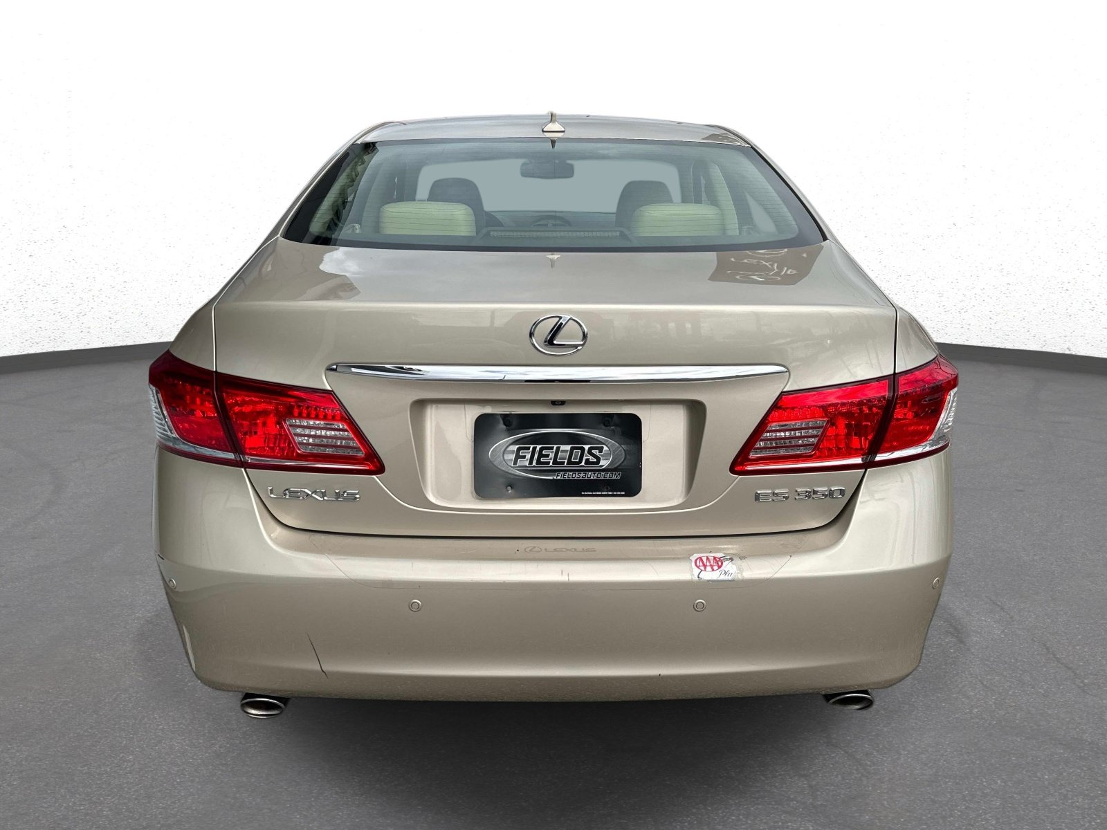 Used 2010 Lexus ES 350 w/ Preferred Accessory Package FWD image 4