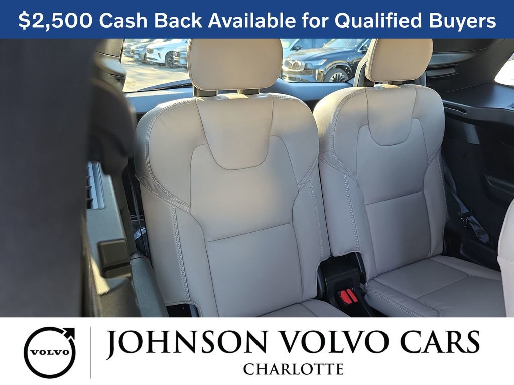 New 2026 Volvo XC90 B6 Ultra w/ Lounge Package image 12