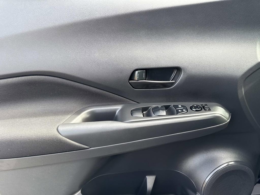 Certified 2024 Nissan Kicks S image 18