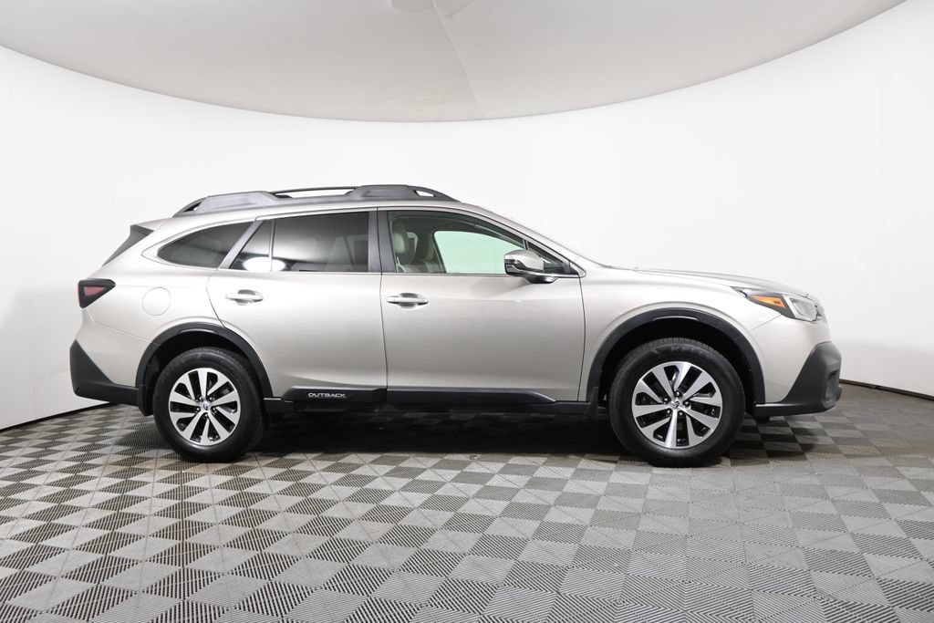 Used 2020 Subaru Outback Premium AWD/4WD image 8