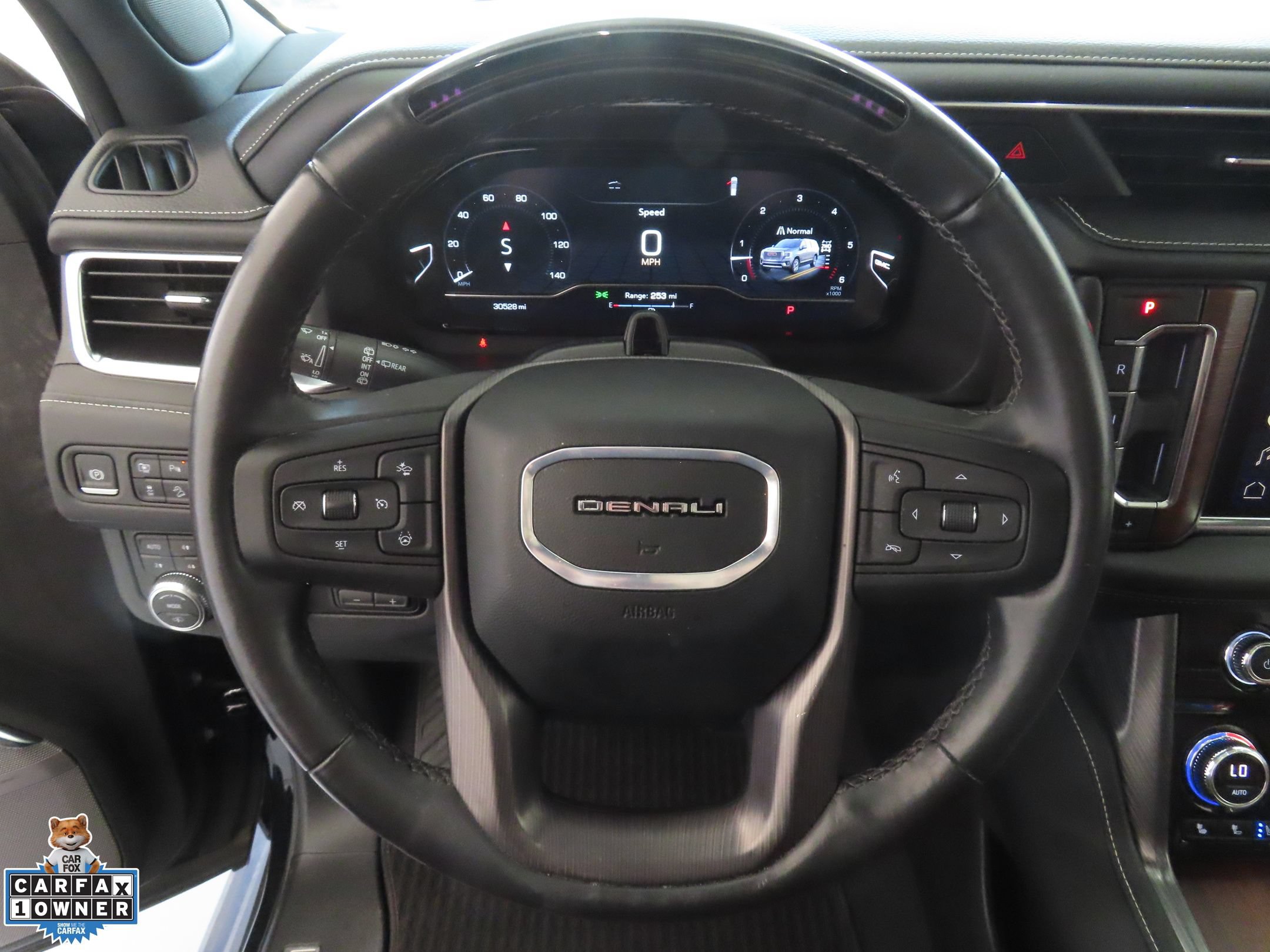 Used 2024 GMC Yukon Denali Ultimate AWD/4WD image 15