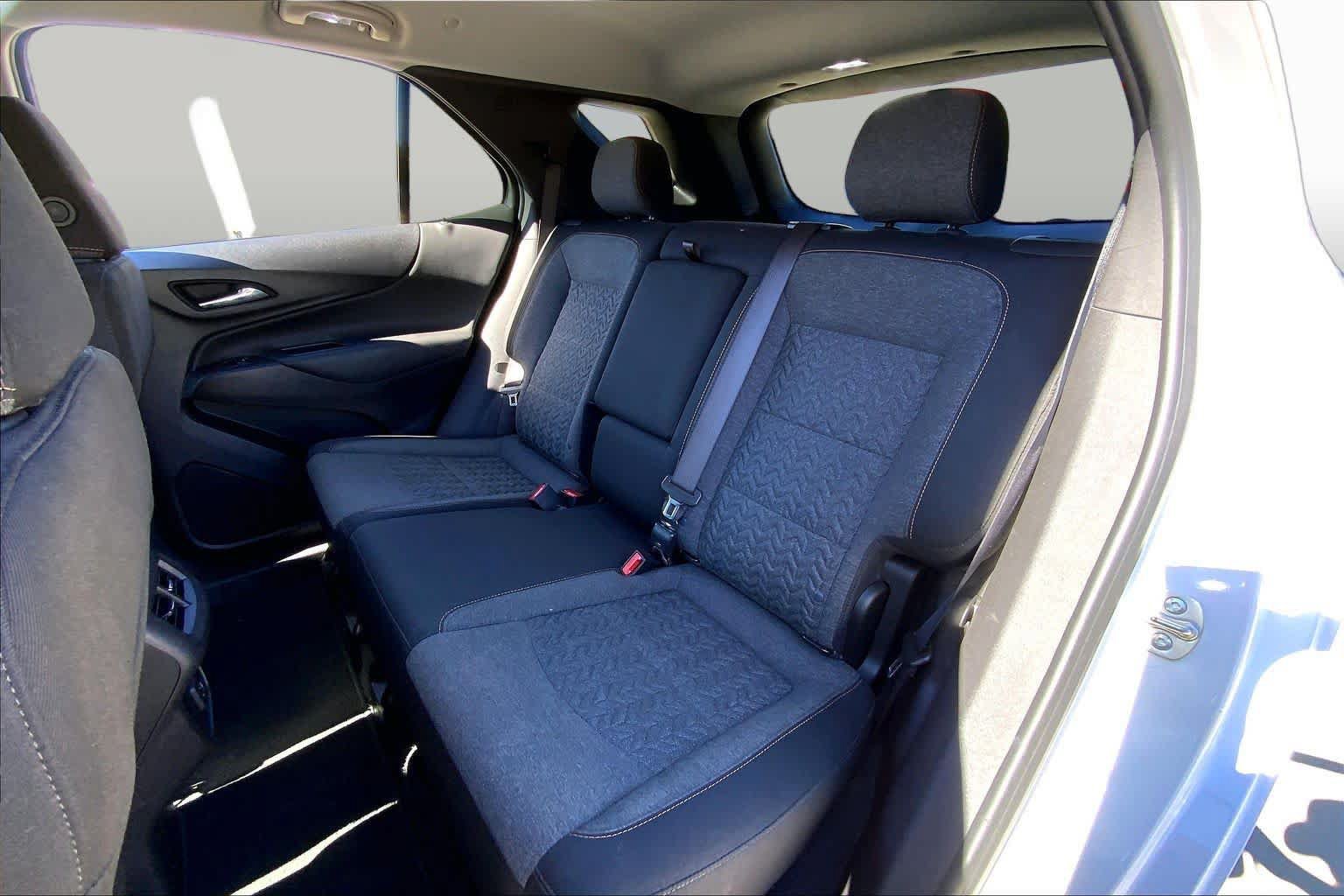 Used 2024 Chevrolet Equinox LT FWD image 20