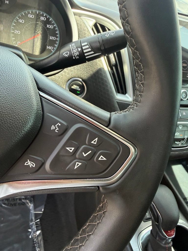Used 2025 Chevrolet Malibu RS FWD image 15