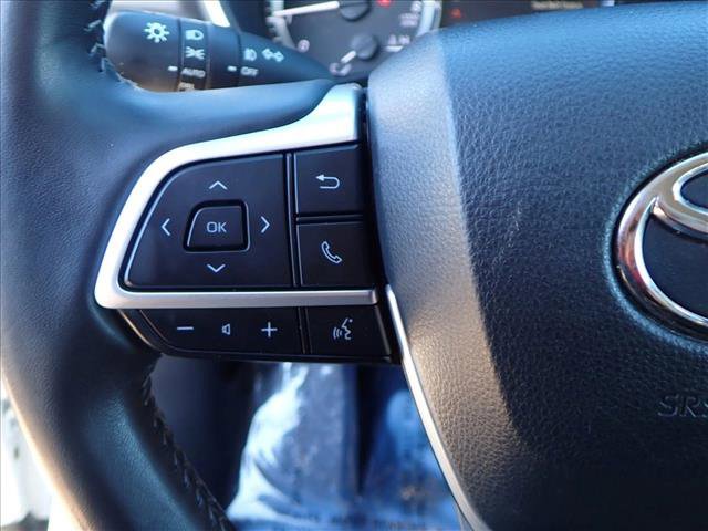 Used 2023 Toyota Highlander XLE image 16