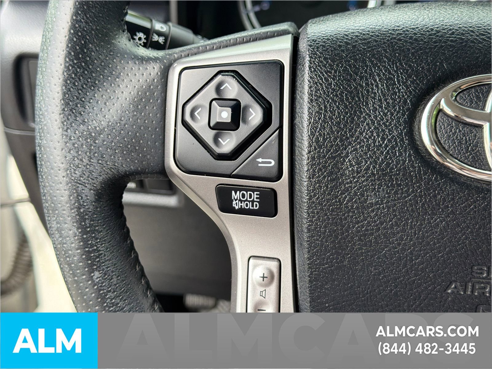 Used 2018 Toyota 4Runner Limited AWD/4WD image 28