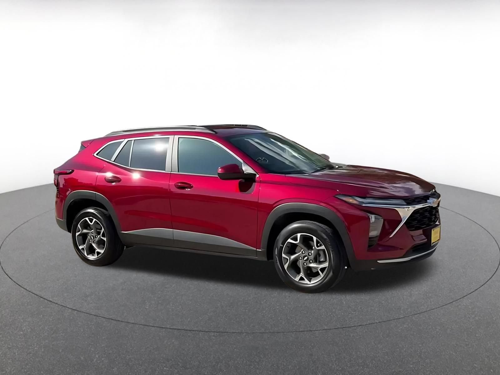 Used 2025 Chevrolet Trax LT FWD video 2