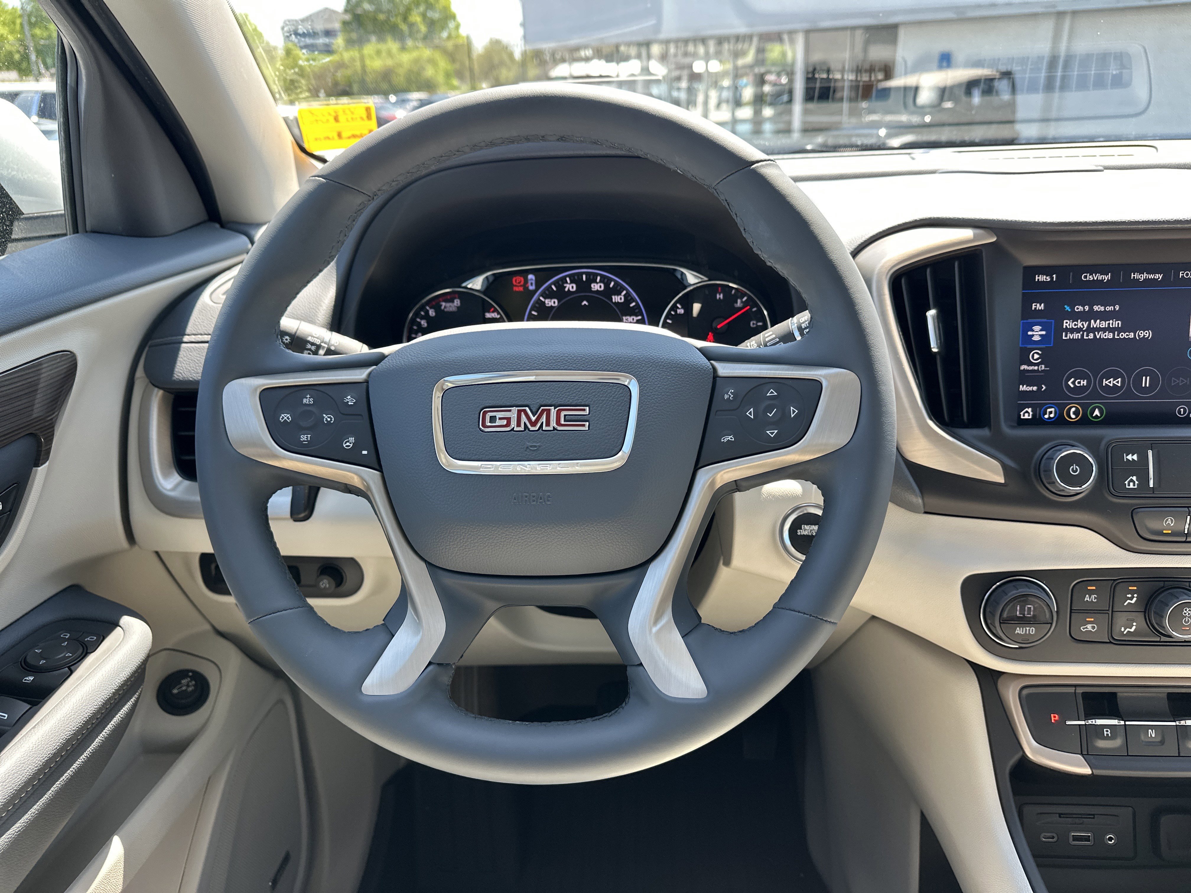 Used 2023 GMC Terrain Denali w/ Denali Premium Package image 18