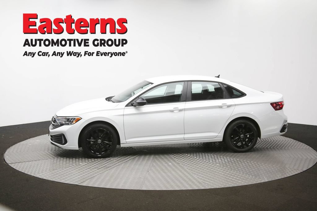 Used 2024 Volkswagen Jetta Sport FWD image 60
