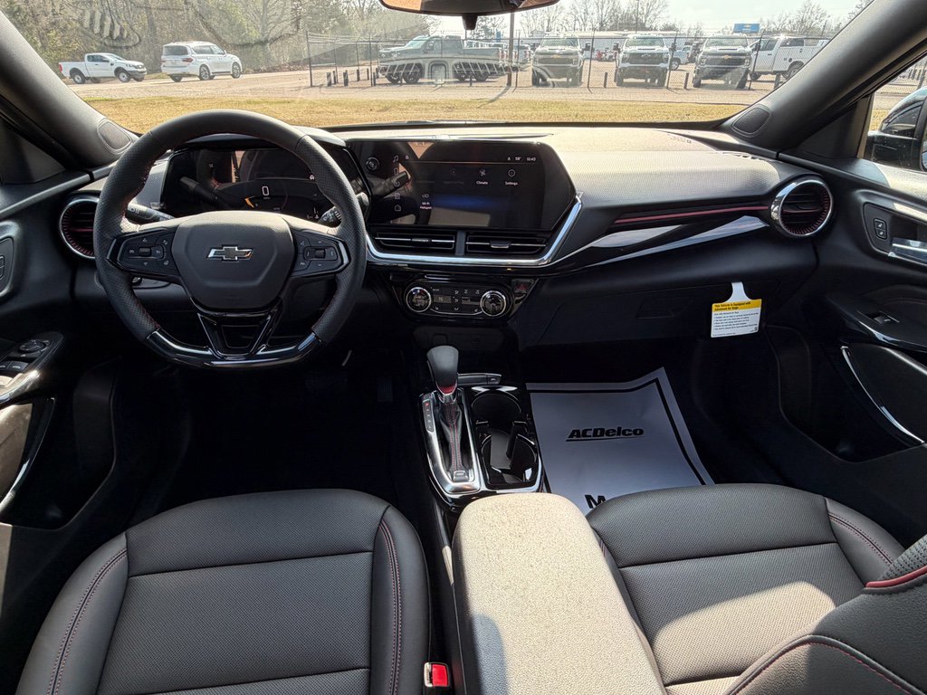 New 2026 Chevrolet Trax RS w/ Sunroof Package image 3