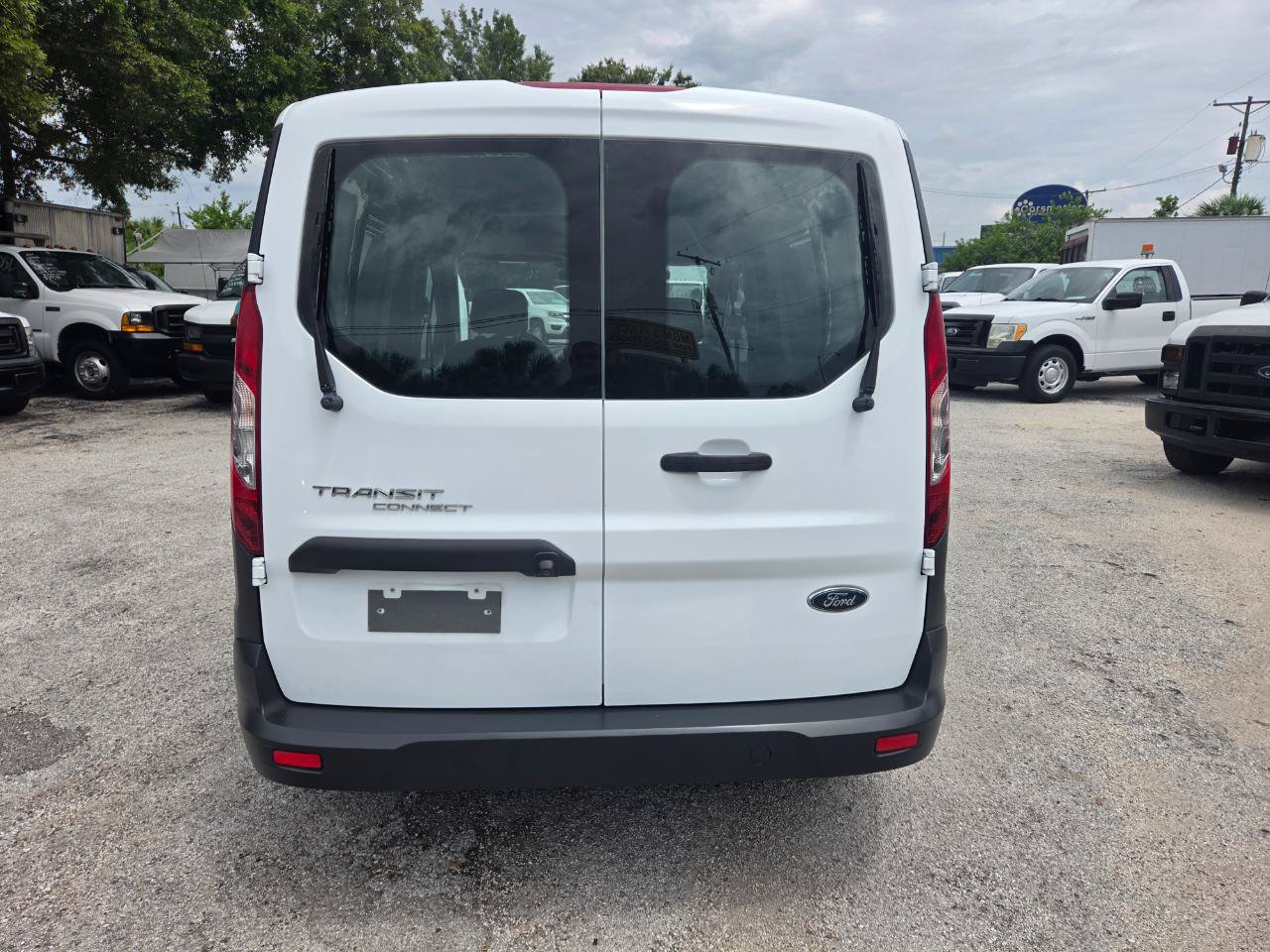 Used 2018 Ford Transit Connect XL FWD image 9