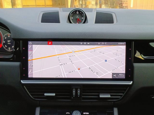 Used 2020 Porsche Cayenne image 36