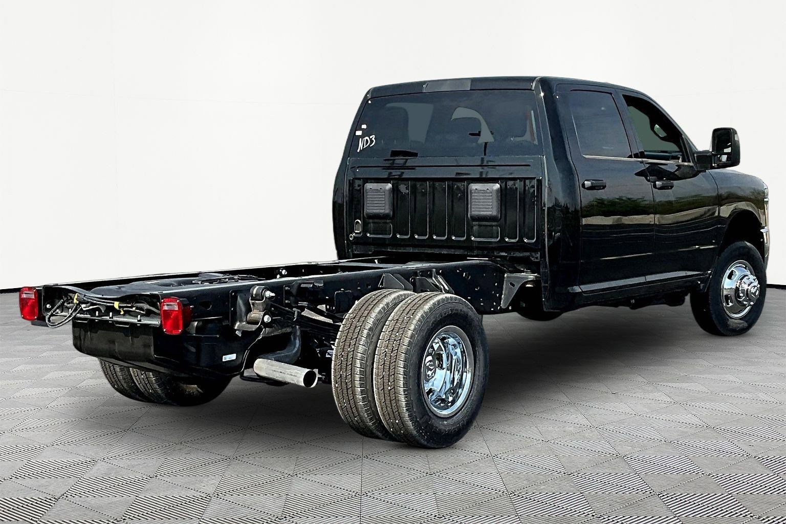 New 2026 RAM 3500 Tradesman AWD/4WD image 7