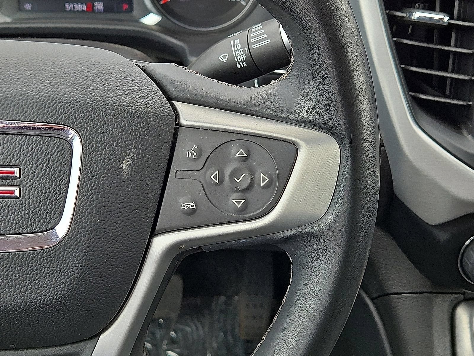 Used 2023 GMC Acadia SLT AWD/4WD image 21