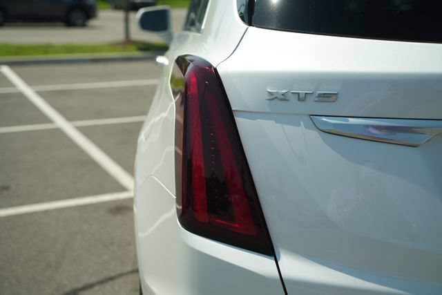 Used 2020 Cadillac XT5 Premium Luxury AWD/4WD image 45