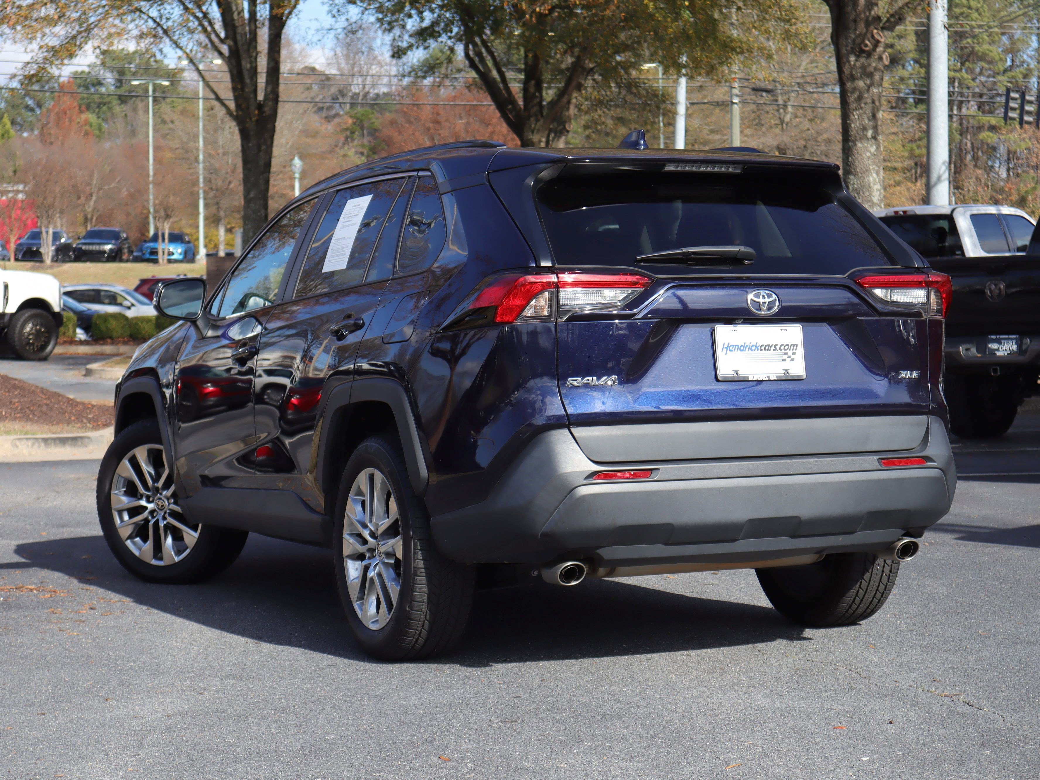 Used 2021 Toyota RAV4 XLE Premium video 3