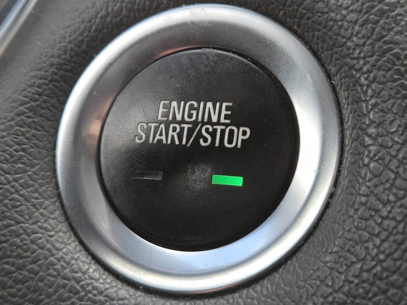 Used 2023 Chevrolet Traverse LT FWD image 34