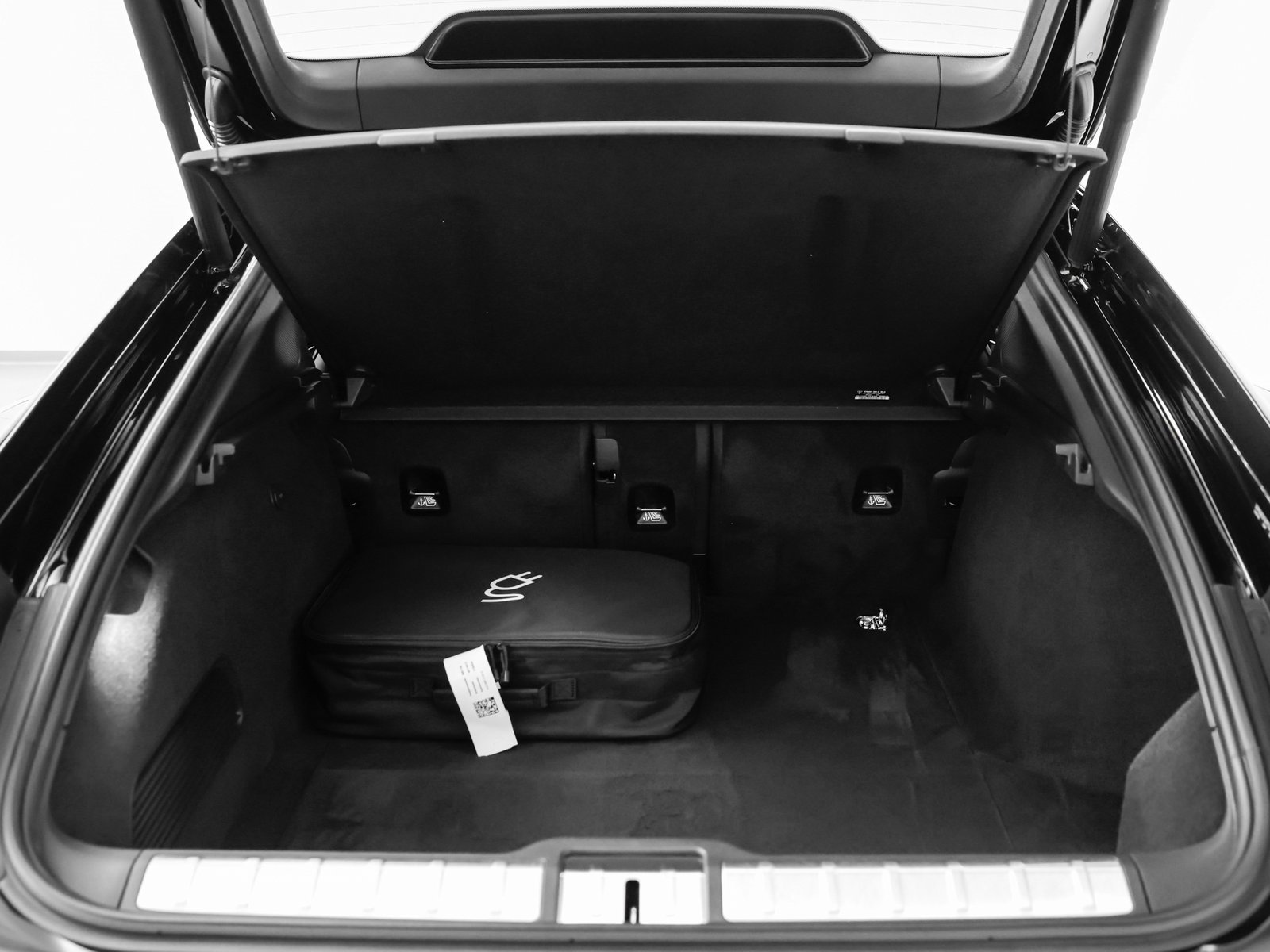 New 2026 Porsche Panamera 4 image 16