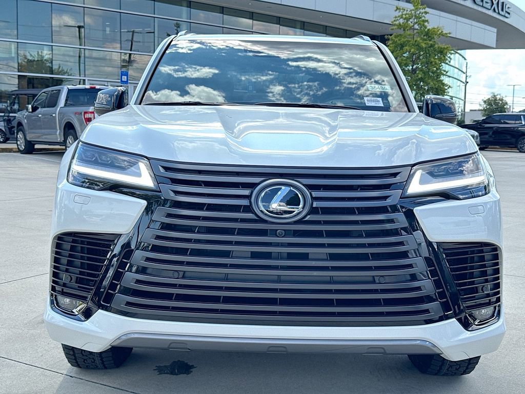 New 2025 Lexus LX 700h Overtrail image 4