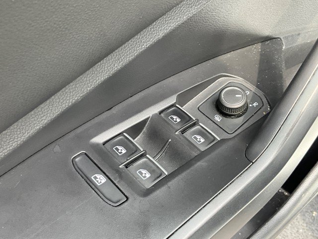 Used 2022 Volkswagen Jetta S FWD image 25
