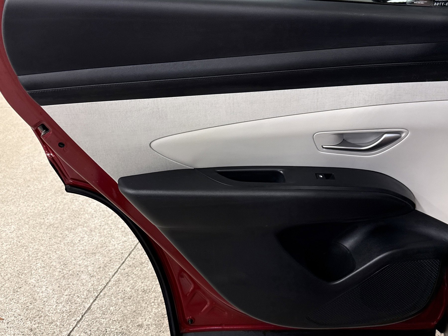 Used 2025 Hyundai Tucson SEL image 11