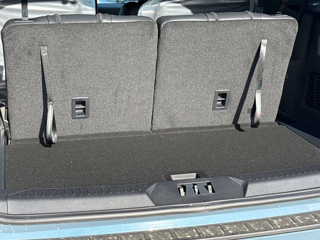 New 2026 Ford Explorer ST-Line image 21