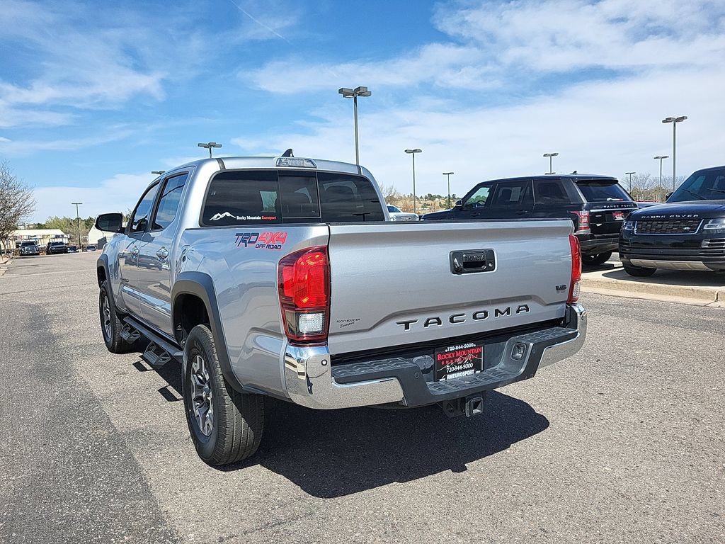 Used 2019 Toyota Tacoma TRD Off-Road w/ Technology Package AWD/4WD image 6