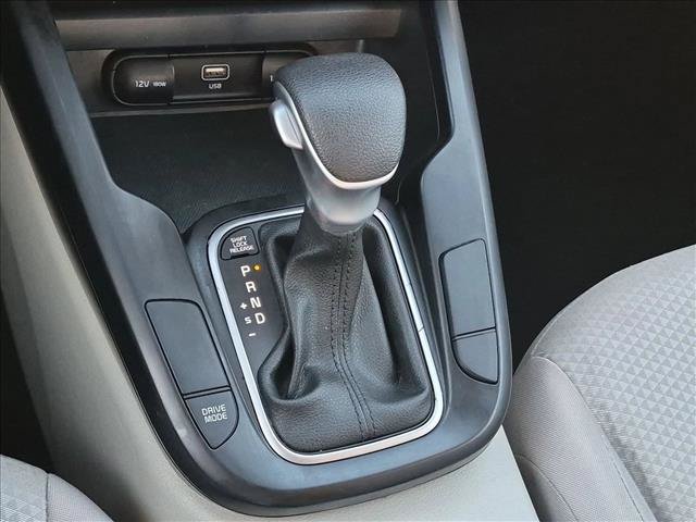 Used 2025 Kia Soul LX FWD image 12