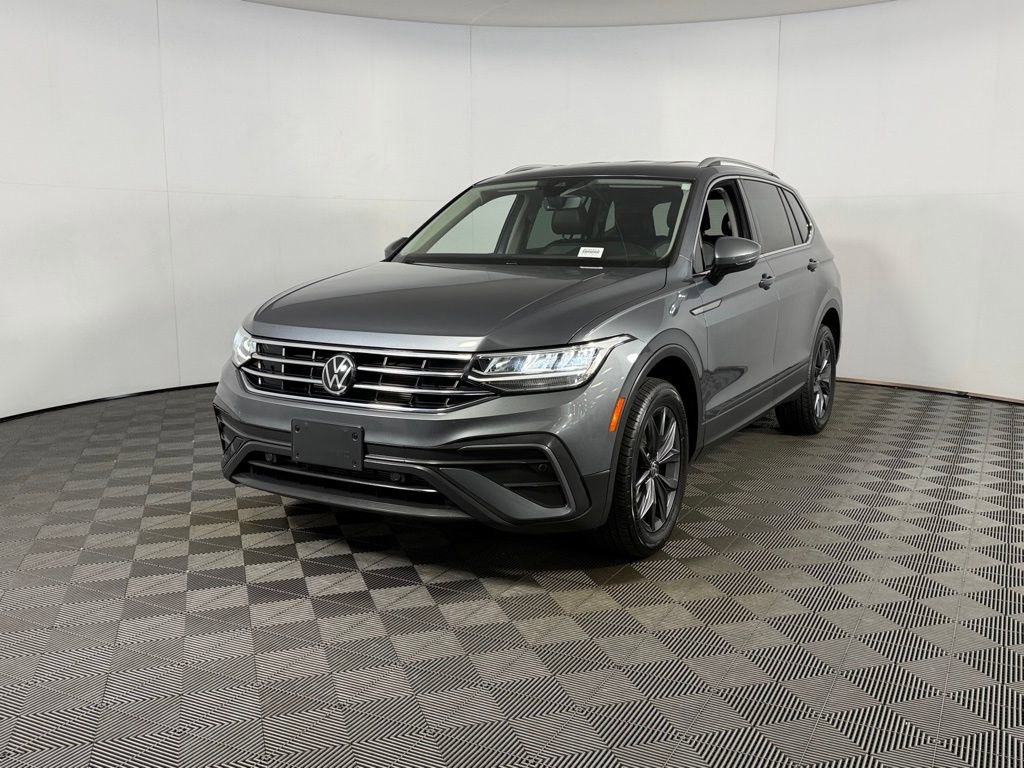 Used 2022 Volkswagen Tiguan SE image 4