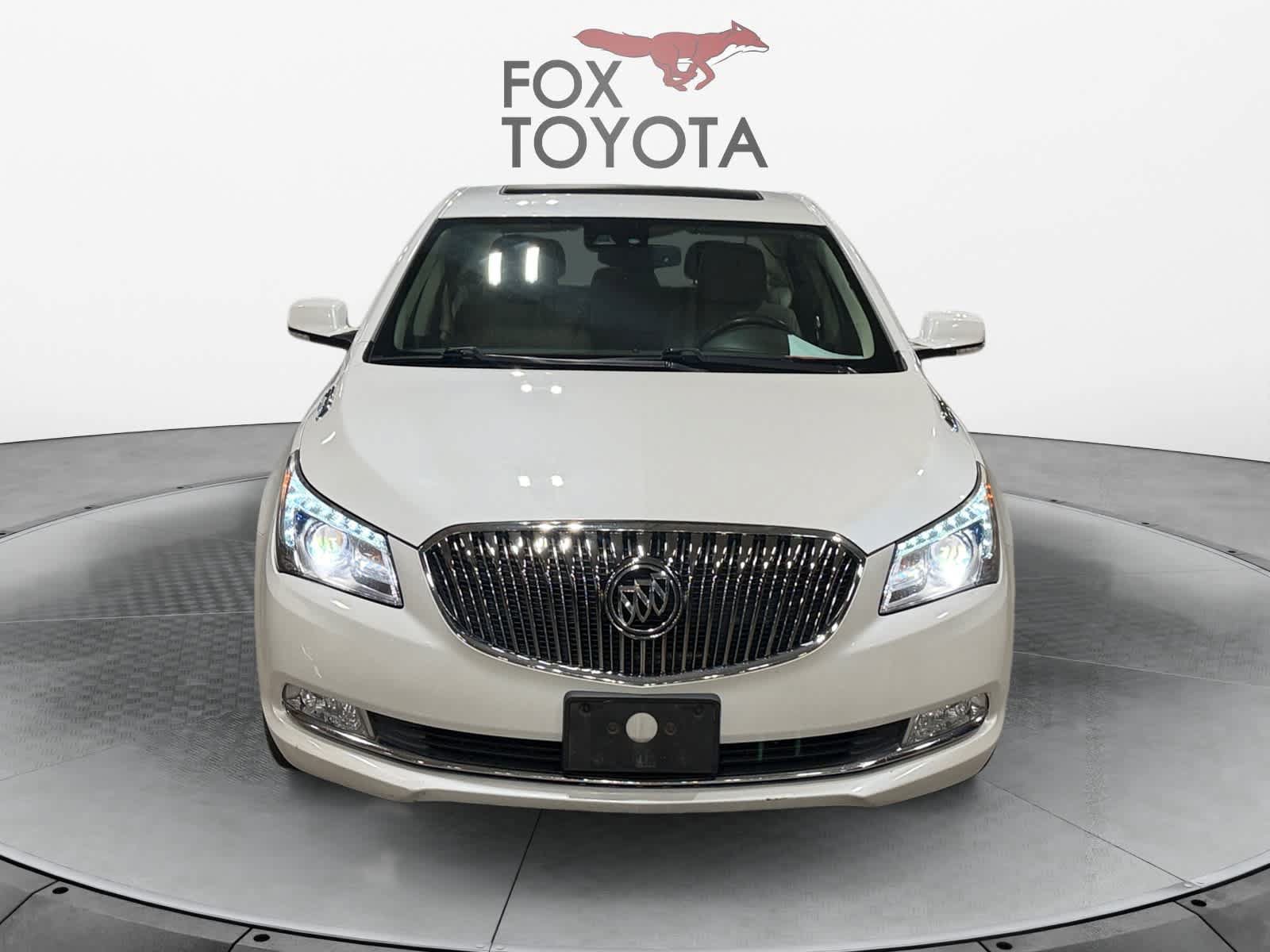 Used 2016 Buick LaCrosse Leather w/ Experience Buick Package FWD image 9