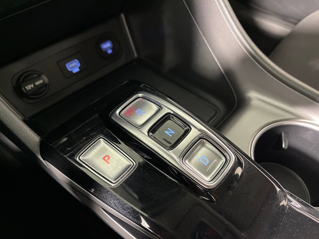 Certified 2022 Hyundai Sonata SEL w/ Winter Weather Package FWD image 24