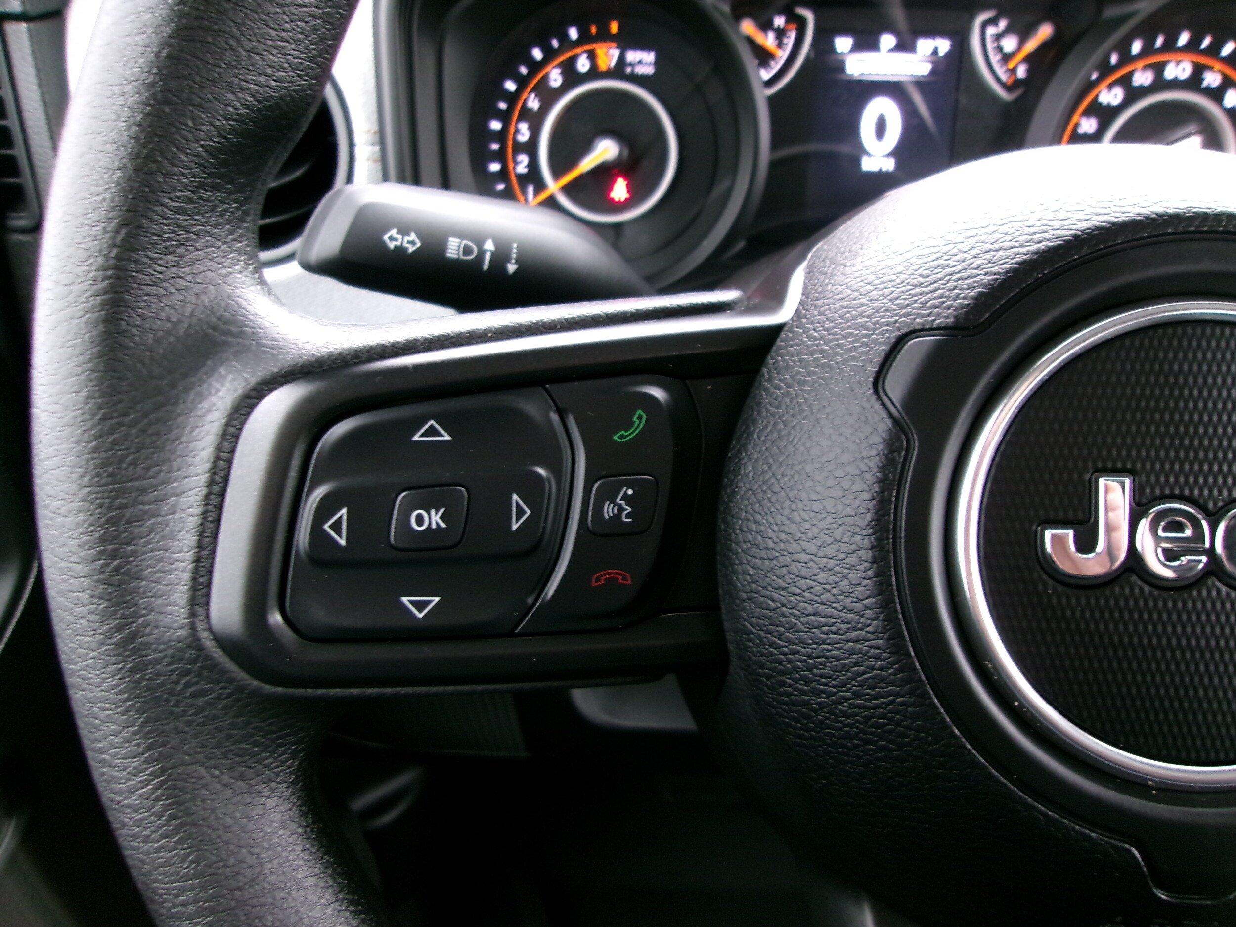New 2026 Jeep Gladiator Sport AWD/4WD image 11