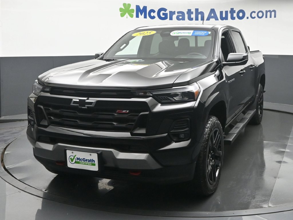 Used 2025 Chevrolet Colorado Z71 w/ Z71 Convenience Package 2 AWD/4WD image 20