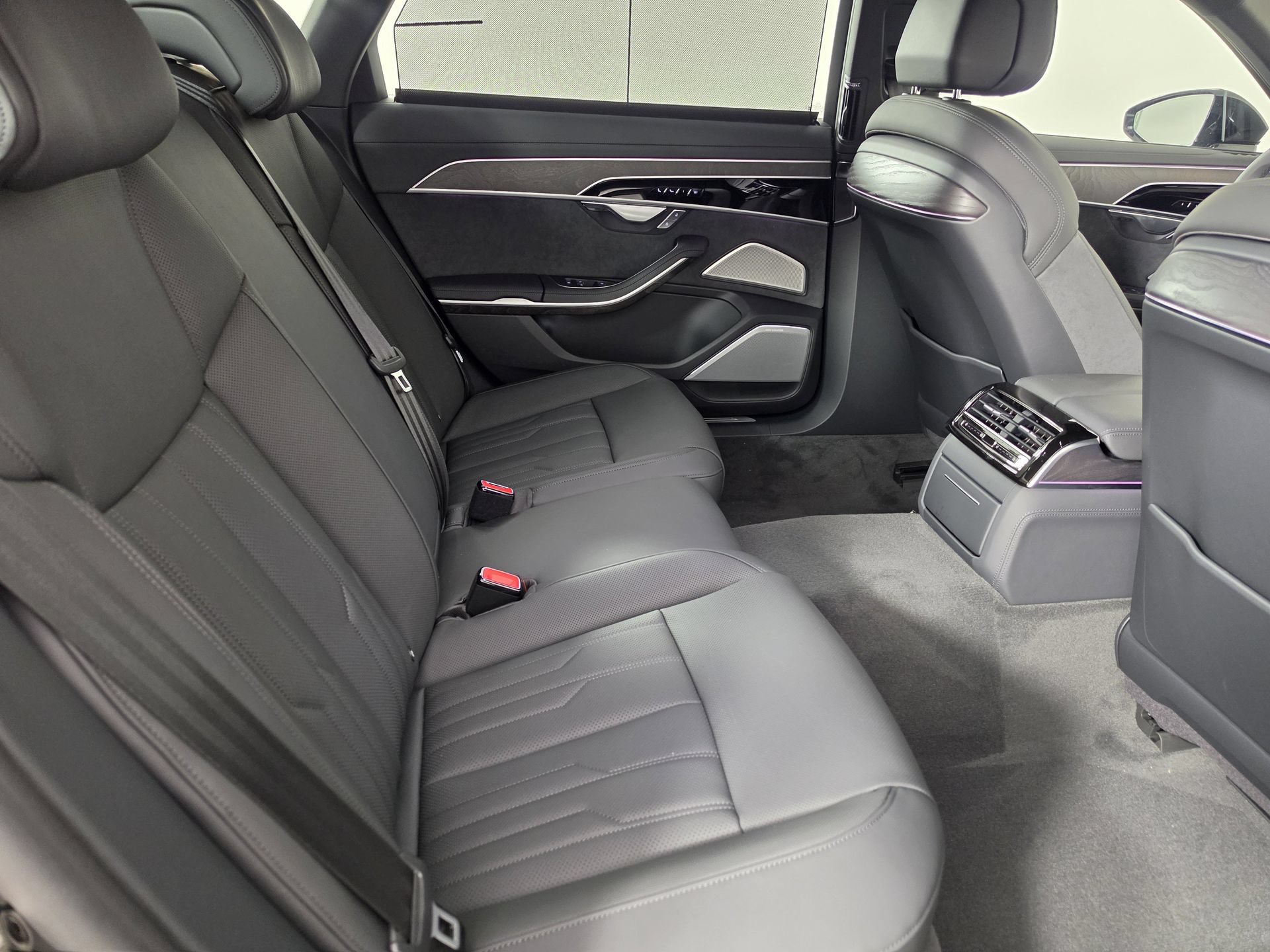 New 2026 Audi A8 L 3.0T AWD/4WD image 38