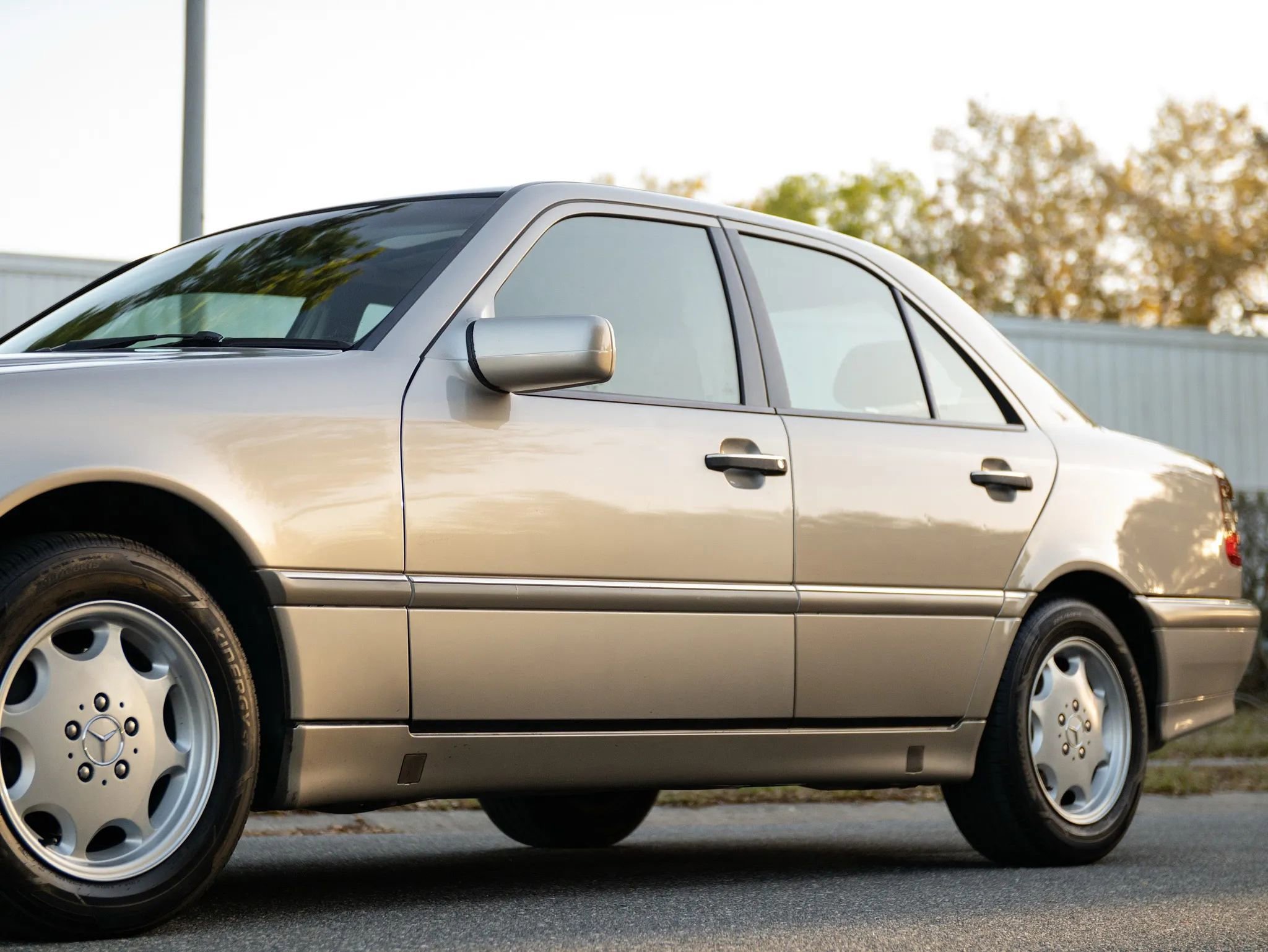 Used 1999 Mercedes-Benz C 280 Sedan image 9
