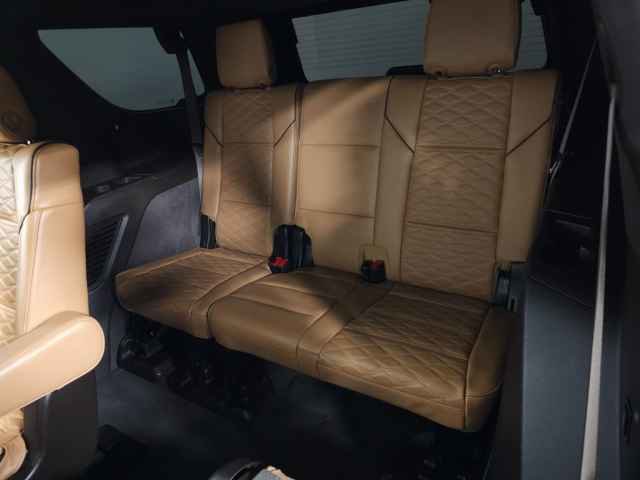 Certified 2024 Cadillac Escalade Sport w/ LPO, ONYX Package image 47