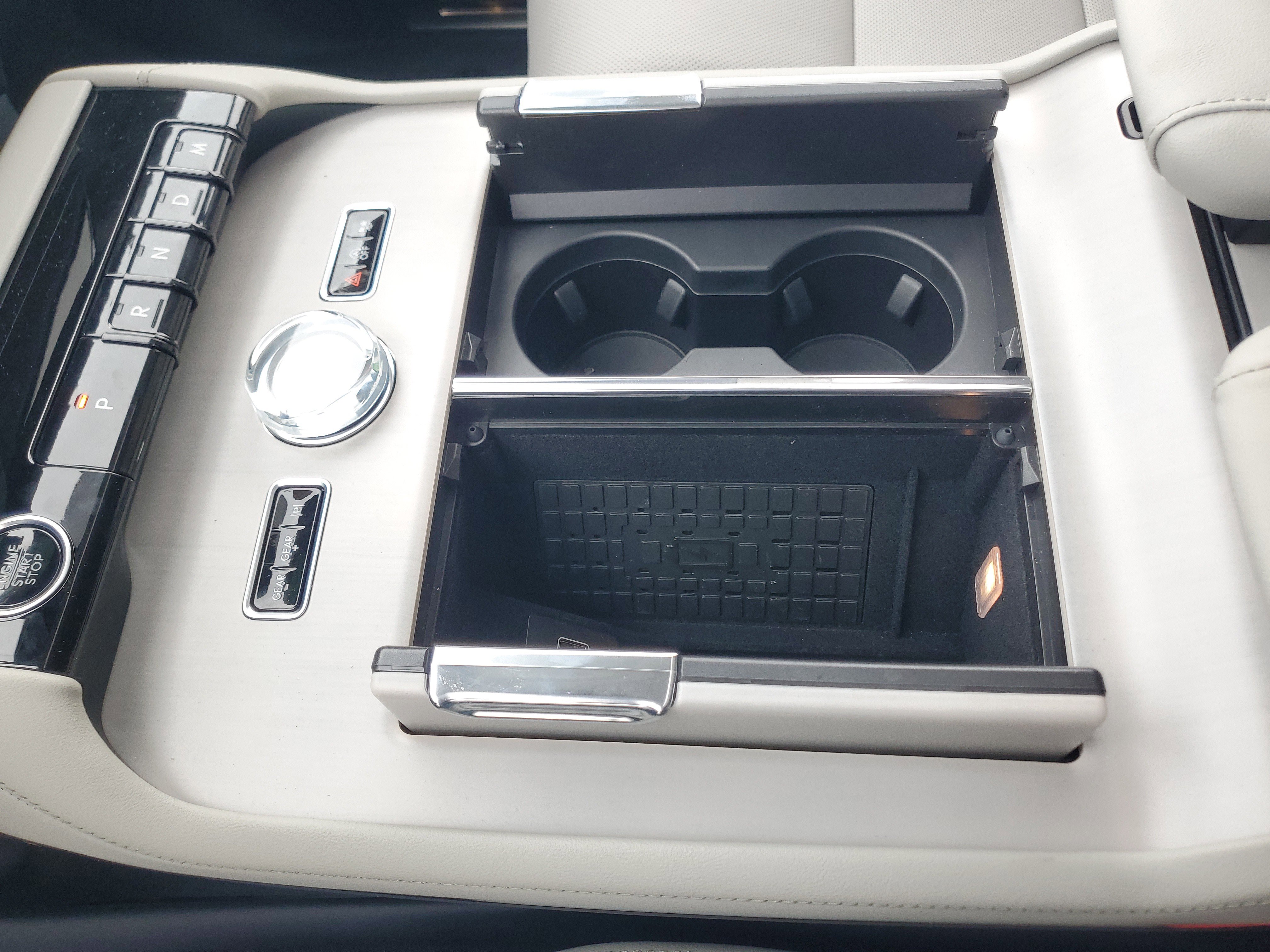 New 2026 Lincoln Navigator Reserve w/ Jet Appearance Package image 26