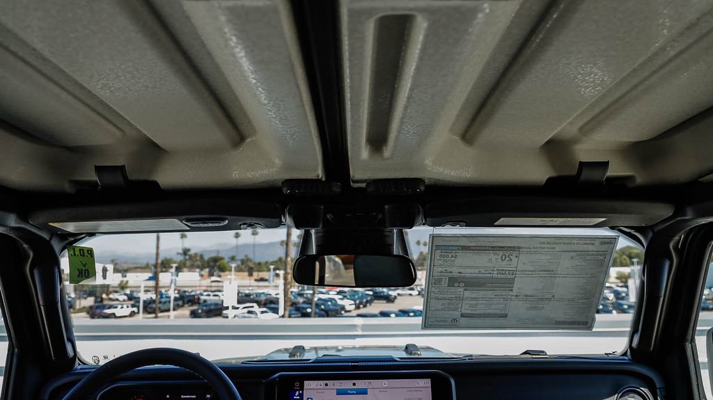 New 2026 Jeep Wrangler Unlimited Rubicon w/ Whitecap Package image 18