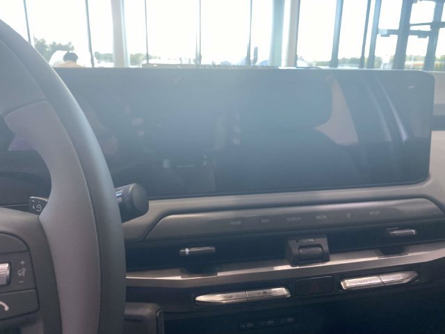 New 2027 Kia EV3 FWD image 14
