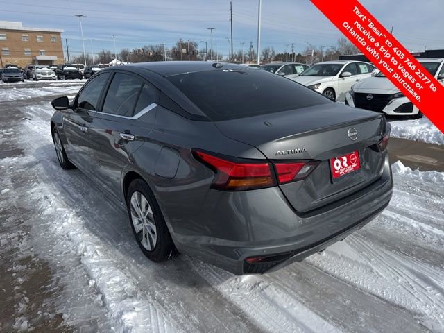Certified 2025 Nissan Altima 2.5 S image 3