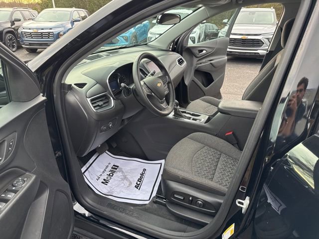 Certified 2023 Chevrolet Equinox LT w/ Driver Convenience Package image 11