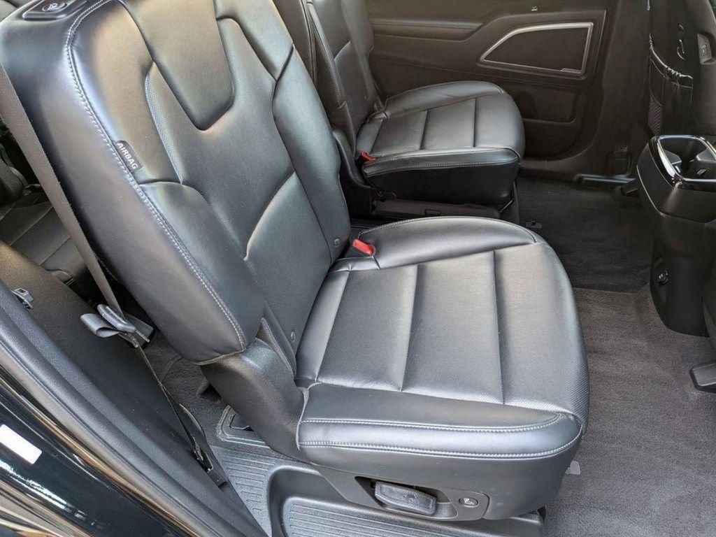 Certified 2024 Kia Telluride S w/ S Sunroof Package AWD/4WD image 29