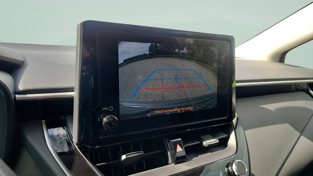 Certified 2025 Toyota Corolla LE FWD image 17