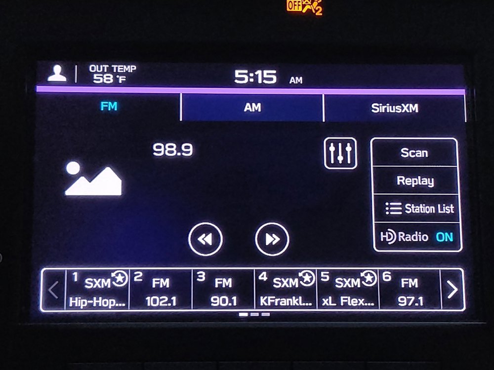 Used 2022 Subaru Legacy image 25