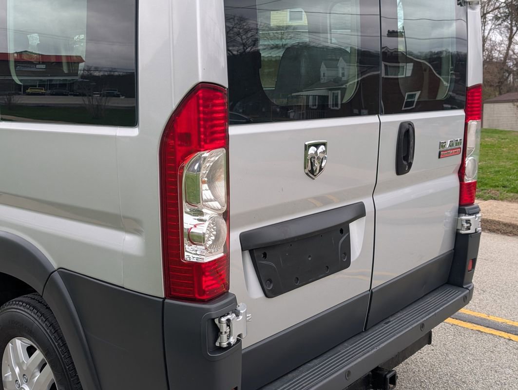Used 2014 RAM ProMaster 2500 w/ Interior Convenience Group image 22