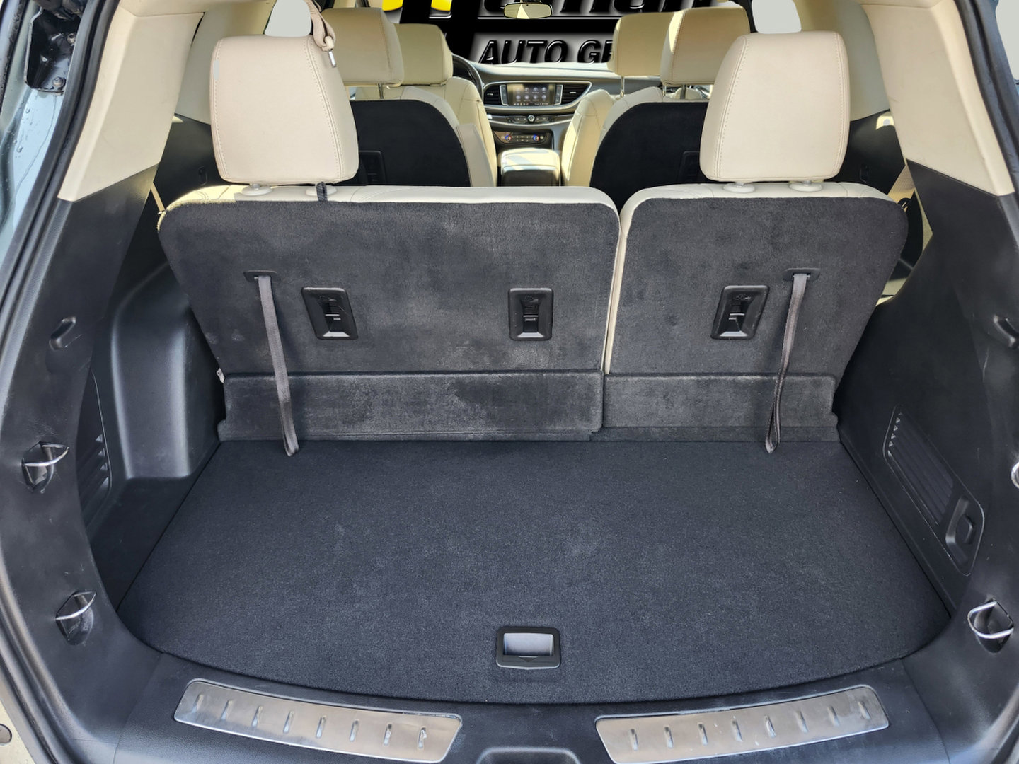 Used 2023 Buick Enclave Essence w/ Experience Buick Package image 31