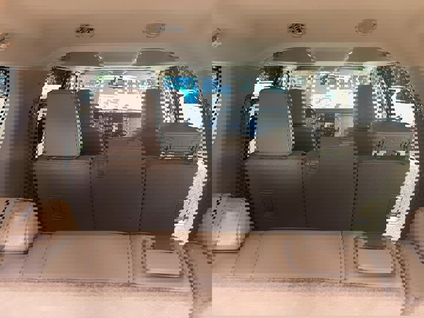 Used 2013 Ford Expedition EL XLT image 11