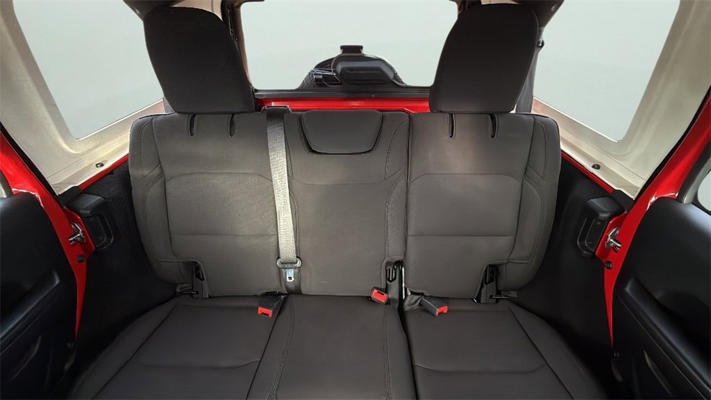 Used 2021 Jeep Wrangler Unlimited Sport image 15