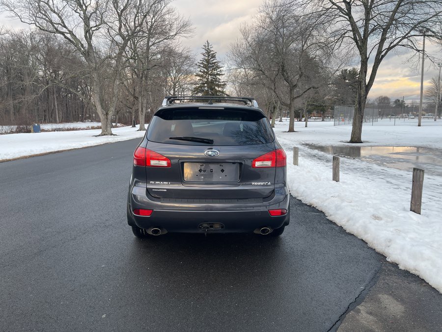 Used 2011 Subaru Tribeca Touring AWD/4WD image 12