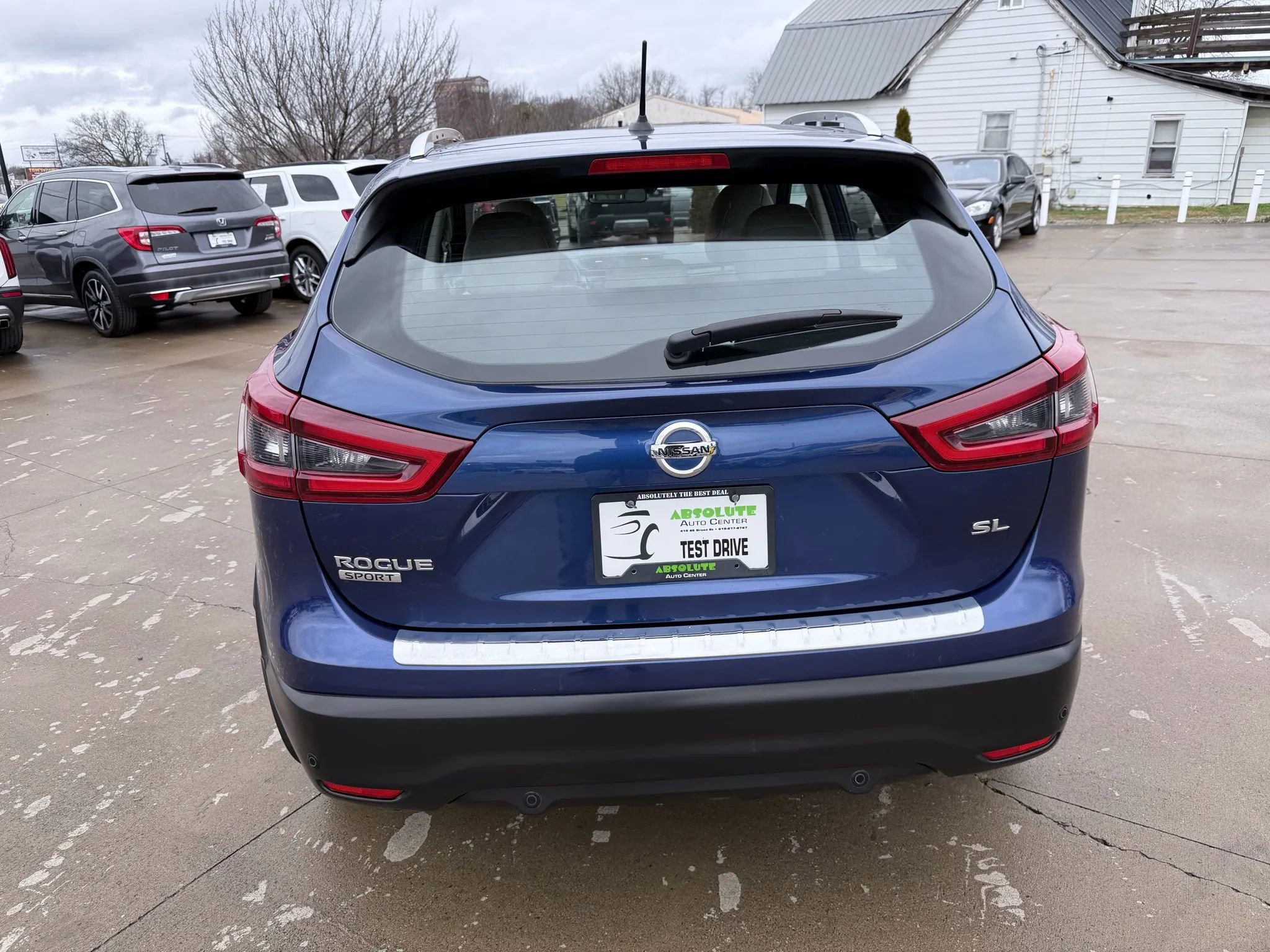 Used 2022 Nissan Rogue Sport SL image 42