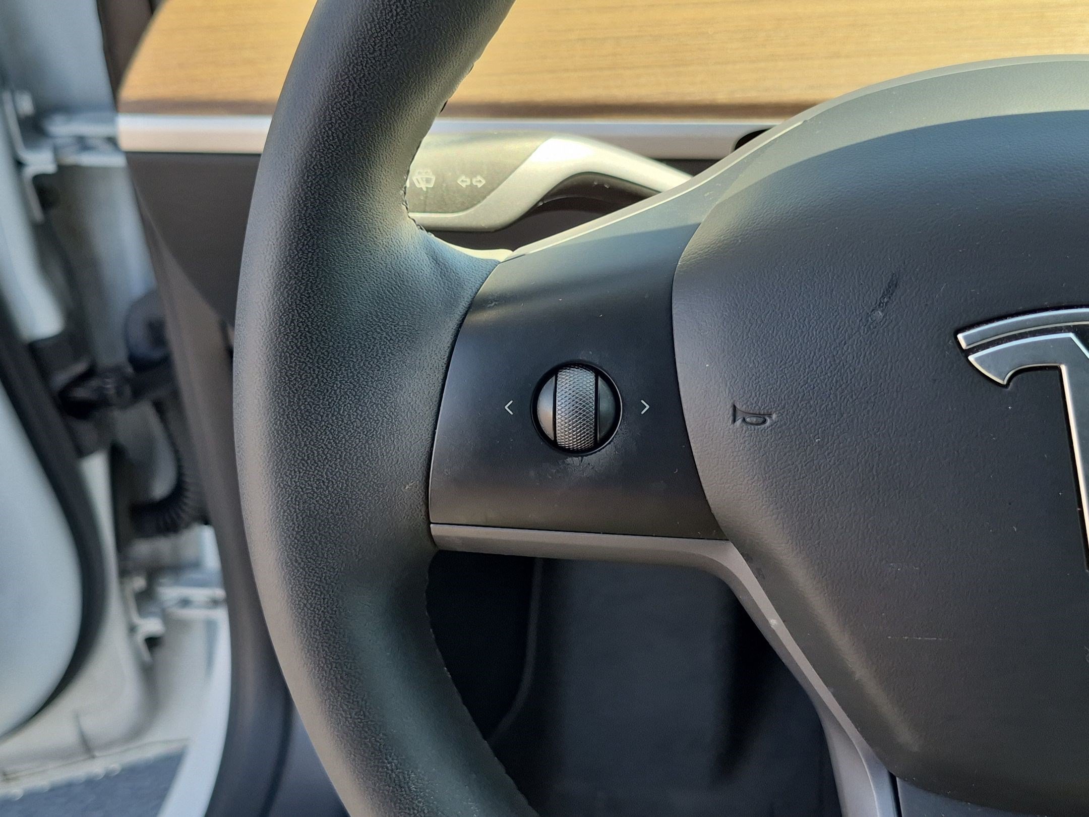 Used 2023 Tesla Model 3 Standard Range RWD image 19